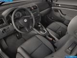 Ð¤Ð¾Ñ‚Ð¾Ð³Ñ€Ð°Ñ„Ð¸Ñ Ð°Ð²Ñ‚Ð¾Ð¼Ð¾Ð±Ð¸Ð»Ñ 2006 Volkswagen Rabbit â„–018 Ð“Ð°Ð»ÐµÑ€ÐµÑ Ñ„Ð¾Ñ‚Ð¾Ð³Ñ€Ð°Ñ„Ð¸Ð¹ и обоев рабочего Ñтола Ñ Ð¸Ð·Ð¾Ð±Ñ€Ð°Ð¶ÐµÐ½Ð¸ÐµÐ¼ ÑкÑтерьера, интерьера, конÑтрукции и дизайнерÑких риÑунков Ð°Ð²Ñ‚Ð¾Ð¼Ð¾Ð±Ð¸Ð»Ñ 2006 Volkswagen Rabbit.