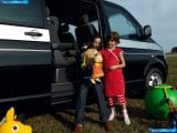 Ð“Ð°Ð»ÐµÑ€ÐµÑ Ñ„Ð¾Ñ‚Ð¾Ð³Ñ€Ð°Ñ„Ð¸Ð¹ Ð¸ Ð¾Ð±Ð¾ÐµÐ² Ñ€Ð°Ð±Ð¾Ñ‡ÐµÐ³Ð¾ ÑÑ‚Ð¾Ð»Ð° Ñ Ð¸Ð·Ð¾Ð±Ñ€Ð°Ð¶ÐµÐ½Ð¸ÐµÐ¼ ÑÐºÑÑ‚ÐµÑ€ÑŒÐµÑ€Ð°, Ð¸Ð½Ñ‚ÐµÑ€ÑŒÐµÑ€Ð°, ÐºÐ¾Ð½ÑÑ‚Ñ€ÑƒÐºÑ†Ð¸Ð¸ Ð¸ Ð´Ð¸Ð·Ð°Ð¹Ð½ÐµÑ€ÑÐºÐ¸Ñ… Ñ€Ð¸ÑÑƒÐ½ÐºÐ¾Ð² Ð°Ð²Ñ‚Ð¾Ð¼Ð¾Ð±Ð¸Ð»Ñ 2007 Volkswagen Multivan Startline.