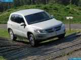 Ð¤Ð¾Ñ‚Ð¾Ð³Ñ€Ð°Ñ„Ð¸Ñ Ð°Ð²Ñ‚Ð¾Ð¼Ð¾Ð±Ð¸Ð»Ñ 2008 Volkswagen Tiguan â„–057 Ð“Ð°Ð»ÐµÑ€ÐµÑ Ñ„Ð¾Ñ‚Ð¾Ð³Ñ€Ð°Ñ„Ð¸Ð¹ и обоев рабочего Ñтола Ñ Ð¸Ð·Ð¾Ð±Ñ€Ð°Ð¶ÐµÐ½Ð¸ÐµÐ¼ ÑкÑтерьера, интерьера, конÑтрукции и дизайнерÑких риÑунков Ð°Ð²Ñ‚Ð¾Ð¼Ð¾Ð±Ð¸Ð»Ñ 2008 Volkswagen Tiguan.