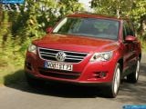 Ð¤Ð¾Ñ‚Ð¾Ð³Ñ€Ð°Ñ„Ð¸Ñ Ð°Ð²Ñ‚Ð¾Ð¼Ð¾Ð±Ð¸Ð»Ñ 2008 Volkswagen Tiguan â„–061 Ð“Ð°Ð»ÐµÑ€ÐµÑ Ñ„Ð¾Ñ‚Ð¾Ð³Ñ€Ð°Ñ„Ð¸Ð¹ и обоев рабочего Ñтола Ñ Ð¸Ð·Ð¾Ð±Ñ€Ð°Ð¶ÐµÐ½Ð¸ÐµÐ¼ ÑкÑтерьера, интерьера, конÑтрукции и дизайнерÑких риÑунков Ð°Ð²Ñ‚Ð¾Ð¼Ð¾Ð±Ð¸Ð»Ñ 2008 Volkswagen Tiguan.