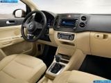 Ð¤Ð¾Ñ‚Ð¾Ð³Ñ€Ð°Ñ„Ð¸Ñ Ð°Ð²Ñ‚Ð¾Ð¼Ð¾Ð±Ð¸Ð»Ñ 2009 Volkswagen Golf Plus â„–015 Ð“Ð°Ð»ÐµÑ€ÐµÑ Ñ„Ð¾Ñ‚Ð¾Ð³Ñ€Ð°Ñ„Ð¸Ð¹ и обоев рабочего Ñтола Ñ Ð¸Ð·Ð¾Ð±Ñ€Ð°Ð¶ÐµÐ½Ð¸ÐµÐ¼ ÑкÑтерьера, интерьера, конÑтрукции и дизайнерÑких риÑунков Ð°Ð²Ñ‚Ð¾Ð¼Ð¾Ð±Ð¸Ð»Ñ 2009 Volkswagen Golf Plus.