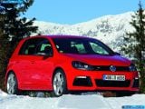 Ð¤Ð¾Ñ‚Ð¾Ð³Ñ€Ð°Ñ„Ð¸Ñ Ð°Ð²Ñ‚Ð¾Ð¼Ð¾Ð±Ð¸Ð»Ñ 2010 Volkswagen Golf R â„–020 Ð“Ð°Ð»ÐµÑ€ÐµÑ Ñ„Ð¾Ñ‚Ð¾Ð³Ñ€Ð°Ñ„Ð¸Ð¹ и обоев рабочего Ñтола Ñ Ð¸Ð·Ð¾Ð±Ñ€Ð°Ð¶ÐµÐ½Ð¸ÐµÐ¼ ÑкÑтерьера, интерьера, конÑтрукции и дизайнерÑких риÑунков Ð°Ð²Ñ‚Ð¾Ð¼Ð¾Ð±Ð¸Ð»Ñ 2010 Volkswagen Golf R.