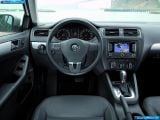 Ð¤Ð¾Ñ‚Ð¾Ð³Ñ€Ð°Ñ„Ð¸Ñ Ð°Ð²Ñ‚Ð¾Ð¼Ð¾Ð±Ð¸Ð»Ñ 2011 Volkswagen Jetta â„–061 Ð“Ð°Ð»ÐµÑ€ÐµÑ Ñ„Ð¾Ñ‚Ð¾Ð³Ñ€Ð°Ñ„Ð¸Ð¹ и обоев рабочего Ñтола Ñ Ð¸Ð·Ð¾Ð±Ñ€Ð°Ð¶ÐµÐ½Ð¸ÐµÐ¼ ÑкÑтерьера, интерьера, конÑтрукции и дизайнерÑких риÑунков Ð°Ð²Ñ‚Ð¾Ð¼Ð¾Ð±Ð¸Ð»Ñ 2011 Volkswagen Jetta.