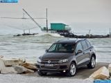 Ð¤Ð¾Ñ‚Ð¾Ð³Ñ€Ð°Ñ„Ð¸Ñ Ð°Ð²Ñ‚Ð¾Ð¼Ð¾Ð±Ð¸Ð»Ñ 2011 Volkswagen Touareg â„–017 Ð“Ð°Ð»ÐµÑ€ÐµÑ Ñ„Ð¾Ñ‚Ð¾Ð³Ñ€Ð°Ñ„Ð¸Ð¹ и обоев рабочего Ñтола Ñ Ð¸Ð·Ð¾Ð±Ñ€Ð°Ð¶ÐµÐ½Ð¸ÐµÐ¼ ÑкÑтерьера, интерьера, конÑтрукции и дизайнерÑких риÑунков Ð°Ð²Ñ‚Ð¾Ð¼Ð¾Ð±Ð¸Ð»Ñ 2011 Volkswagen Touareg.