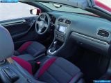 Ð¤Ð¾Ñ‚Ð¾Ð³Ñ€Ð°Ñ„Ð¸Ñ Ð°Ð²Ñ‚Ð¾Ð¼Ð¾Ð±Ð¸Ð»Ñ 2012 Volkswagen Golf Cabriolet â„–079 Ð“Ð°Ð»ÐµÑ€ÐµÑ Ñ„Ð¾Ñ‚Ð¾Ð³Ñ€Ð°Ñ„Ð¸Ð¹ и обоев рабочего Ñтола Ñ Ð¸Ð·Ð¾Ð±Ñ€Ð°Ð¶ÐµÐ½Ð¸ÐµÐ¼ ÑкÑтерьера, интерьера, конÑтрукции и дизайнерÑких риÑунков Ð°Ð²Ñ‚Ð¾Ð¼Ð¾Ð±Ð¸Ð»Ñ 2012 Volkswagen Golf Cabriolet.