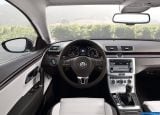 Ð¤Ð¾Ñ‚Ð¾Ð³Ñ€Ð°Ñ„Ð¸Ñ Ð°Ð²Ñ‚Ð¾Ð¼Ð¾Ð±Ð¸Ð»Ñ 2013 Volkswagen CC â„–073 Ð“Ð°Ð»ÐµÑ€ÐµÑ Ñ„Ð¾Ñ‚Ð¾Ð³Ñ€Ð°Ñ„Ð¸Ð¹ и обоев рабочего Ñтола Ñ Ð¸Ð·Ð¾Ð±Ñ€Ð°Ð¶ÐµÐ½Ð¸ÐµÐ¼ ÑкÑтерьера, интерьера, конÑтрукции и дизайнерÑких риÑунков Ð°Ð²Ñ‚Ð¾Ð¼Ð¾Ð±Ð¸Ð»Ñ 2013 Volkswagen CC.