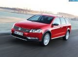 Ð¤Ð¾Ñ‚Ð¾Ð³Ñ€Ð°Ñ„Ð¸Ñ Ð°Ð²Ñ‚Ð¾Ð¼Ð¾Ð±Ð¸Ð»Ñ 2013 Volkswagen Passat Alltrack â„–005 Ð“Ð°Ð»ÐµÑ€ÐµÑ Ñ„Ð¾Ñ‚Ð¾Ð³Ñ€Ð°Ñ„Ð¸Ð¹ и обоев рабочего Ñтола Ñ Ð¸Ð·Ð¾Ð±Ñ€Ð°Ð¶ÐµÐ½Ð¸ÐµÐ¼ ÑкÑтерьера, интерьера, конÑтрукции и дизайнерÑких риÑунков Ð°Ð²Ñ‚Ð¾Ð¼Ð¾Ð±Ð¸Ð»Ñ 2013 Volkswagen Passat Alltrack.