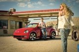 Ð¤Ð¾Ñ‚Ð¾Ð³Ñ€Ð°Ñ„Ð¸Ñ Ð°Ð²Ñ‚Ð¾Ð¼Ð¾Ð±Ð¸Ð»Ñ 2013 Volkswagen Beetle Convertible â„–031 Ð“Ð°Ð»ÐµÑ€ÐµÑ Ñ„Ð¾Ñ‚Ð¾Ð³Ñ€Ð°Ñ„Ð¸Ð¹ и обоев рабочего Ñтола Ñ Ð¸Ð·Ð¾Ð±Ñ€Ð°Ð¶ÐµÐ½Ð¸ÐµÐ¼ ÑкÑтерьера, интерьера, конÑтрукции и дизайнерÑких риÑунков Ð°Ð²Ñ‚Ð¾Ð¼Ð¾Ð±Ð¸Ð»Ñ 2013 Volkswagen Beetle Convertible.