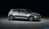 Ð¤Ð¾Ñ‚Ð¾Ð³Ñ€Ð°Ñ„Ð¸Ñ Ð°Ð²Ñ‚Ð¾Ð¼Ð¾Ð±Ð¸Ð»Ñ 2013 Volkswagen Golf VII â„–044 Ð“Ð°Ð»ÐµÑ€ÐµÑ Ñ„Ð¾Ñ‚Ð¾Ð³Ñ€Ð°Ñ„Ð¸Ð¹ и обоев рабочего Ñтола Ñ Ð¸Ð·Ð¾Ð±Ñ€Ð°Ð¶ÐµÐ½Ð¸ÐµÐ¼ ÑкÑтерьера, интерьера, конÑтрукции и дизайнерÑких риÑунков Ð°Ð²Ñ‚Ð¾Ð¼Ð¾Ð±Ð¸Ð»Ñ 2013 Volkswagen Golf VII.