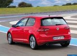 Ð¤Ð¾Ñ‚Ð¾Ð³Ñ€Ð°Ñ„Ð¸Ñ Ð°Ð²Ñ‚Ð¾Ð¼Ð¾Ð±Ð¸Ð»Ñ 2014 Volkswagen Golf GTI â„–032 Ð“Ð°Ð»ÐµÑ€ÐµÑ Ñ„Ð¾Ñ‚Ð¾Ð³Ñ€Ð°Ñ„Ð¸Ð¹ и обоев рабочего Ñтола Ñ Ð¸Ð·Ð¾Ð±Ñ€Ð°Ð¶ÐµÐ½Ð¸ÐµÐ¼ ÑкÑтерьера, интерьера, конÑтрукции и дизайнерÑких риÑунков Ð°Ð²Ñ‚Ð¾Ð¼Ð¾Ð±Ð¸Ð»Ñ 2014 Volkswagen Golf GTI.