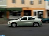 Ð“Ð°Ð»ÐµÑ€ÐµÑ Ñ„Ð¾Ñ‚Ð¾Ð³Ñ€Ð°Ñ„Ð¸Ð¹ Ð¸ Ð¾Ð±Ð¾ÐµÐ² Ñ€Ð°Ð±Ð¾Ñ‡ÐµÐ³Ð¾ ÑÑ‚Ð¾Ð»Ð° Ñ Ð¸Ð·Ð¾Ð±Ñ€Ð°Ð¶ÐµÐ½Ð¸ÐµÐ¼ ÑÐºÑÑ‚ÐµÑ€ÑŒÐµÑ€Ð°, Ð¸Ð½Ñ‚ÐµÑ€ÑŒÐµÑ€Ð°, ÐºÐ¾Ð½ÑÑ‚Ñ€ÑƒÐºÑ†Ð¸Ð¸ Ð¸ Ð´Ð¸Ð·Ð°Ð¹Ð½ÐµÑ€ÑÐºÐ¸Ñ… Ñ€Ð¸ÑÑƒÐ½ÐºÐ¾Ð² Ð°Ð²Ñ‚Ð¾Ð¼Ð¾Ð±Ð¸Ð»Ñ 2005 Volvo S60.