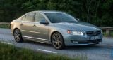 Ð“Ð°Ð»ÐµÑ€ÐµÑ Ñ„Ð¾Ñ‚Ð¾Ð³Ñ€Ð°Ñ„Ð¸Ð¹ Ð¸ Ð¾Ð±Ð¾ÐµÐ² Ñ€Ð°Ð±Ð¾Ñ‡ÐµÐ³Ð¾ ÑÑ‚Ð¾Ð»Ð° Ñ Ð¸Ð·Ð¾Ð±Ñ€Ð°Ð¶ÐµÐ½Ð¸ÐµÐ¼ ÑÐºÑÑ‚ÐµÑ€ÑŒÐµÑ€Ð°, Ð¸Ð½Ñ‚ÐµÑ€ÑŒÐµÑ€Ð°, ÐºÐ¾Ð½ÑÑ‚Ñ€ÑƒÐºÑ†Ð¸Ð¸ Ð¸ Ð´Ð¸Ð·Ð°Ð¹Ð½ÐµÑ€ÑÐºÐ¸Ñ… Ñ€Ð¸ÑÑƒÐ½ÐºÐ¾Ð² Ð°Ð²Ñ‚Ð¾Ð¼Ð¾Ð±Ð¸Ð»Ñ 2014 Volvo S80.