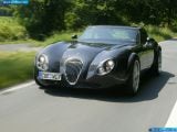 Ð“Ð°Ð»ÐµÑ€ÐµÑ Ñ„Ð¾Ñ‚Ð¾Ð³Ñ€Ð°Ñ„Ð¸Ð¹ Ð¸ Ð¾Ð±Ð¾ÐµÐ² Ñ€Ð°Ð±Ð¾Ñ‡ÐµÐ³Ð¾ ÑÑ‚Ð¾Ð»Ð° Ñ Ð¸Ð·Ð¾Ð±Ñ€Ð°Ð¶ÐµÐ½Ð¸ÐµÐ¼ ÑÐºÑÑ‚ÐµÑ€ÑŒÐµÑ€Ð°, Ð¸Ð½Ñ‚ÐµÑ€ÑŒÐµÑ€Ð°, ÐºÐ¾Ð½ÑÑ‚Ñ€ÑƒÐºÑ†Ð¸Ð¸ Ð¸ Ð´Ð¸Ð·Ð°Ð¹Ð½ÐµÑ€ÑÐºÐ¸Ñ… Ñ€Ð¸ÑÑƒÐ½ÐºÐ¾Ð² Ð°Ð²Ñ‚Ð¾Ð¼Ð¾Ð±Ð¸Ð»Ñ 2006 Wiesmann GT.